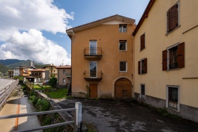 Rustico a Clusone (Bg) Cod. 37467