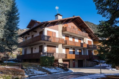 Trilocale a Castione della Presolana (Bg) Cod. 37481