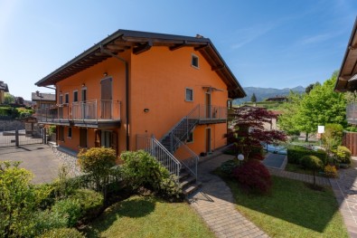 Doppio Livello a Songavazzo (Bg) Cod. 37526